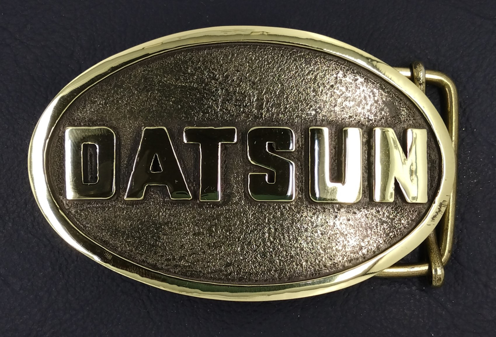 『DATSUN』ベルトバックル　真鍮無垢　国際書留送料無料　DATSUN 旧車