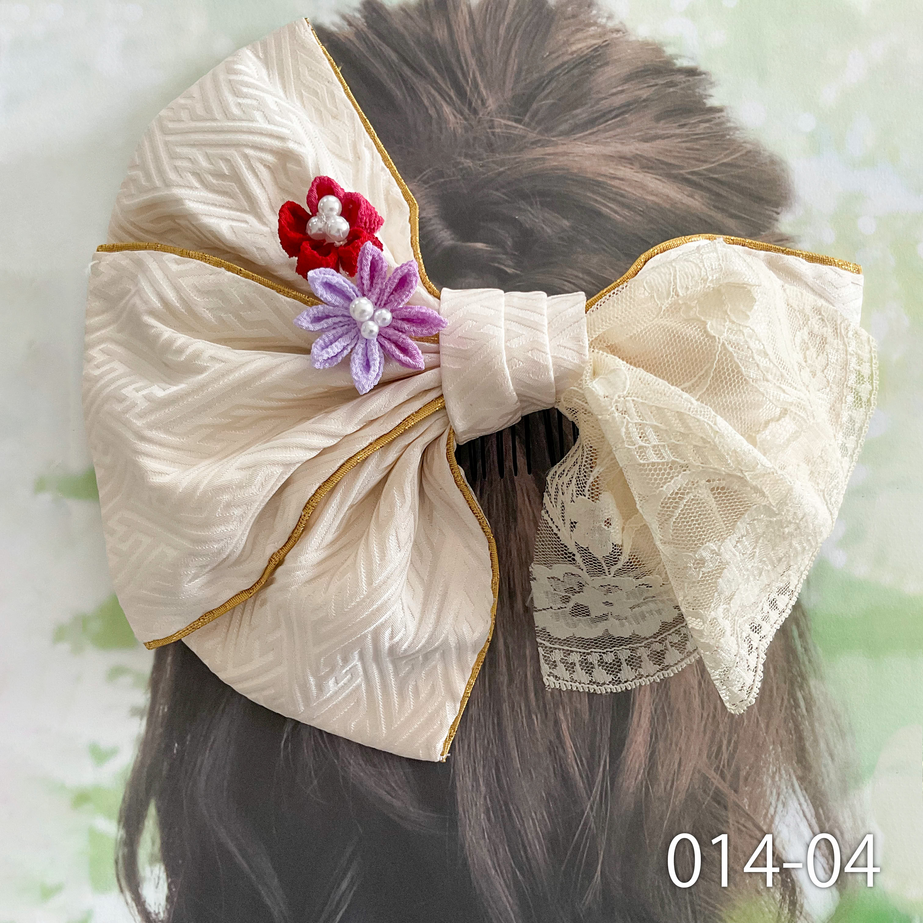 【オーダー】おまんじゅう ヘッドドレス ＊レース×ビッグリボン×アイボリー＊ オーダー】おまんじゅう ヘッドドレス ＊レース×ビッグリボン