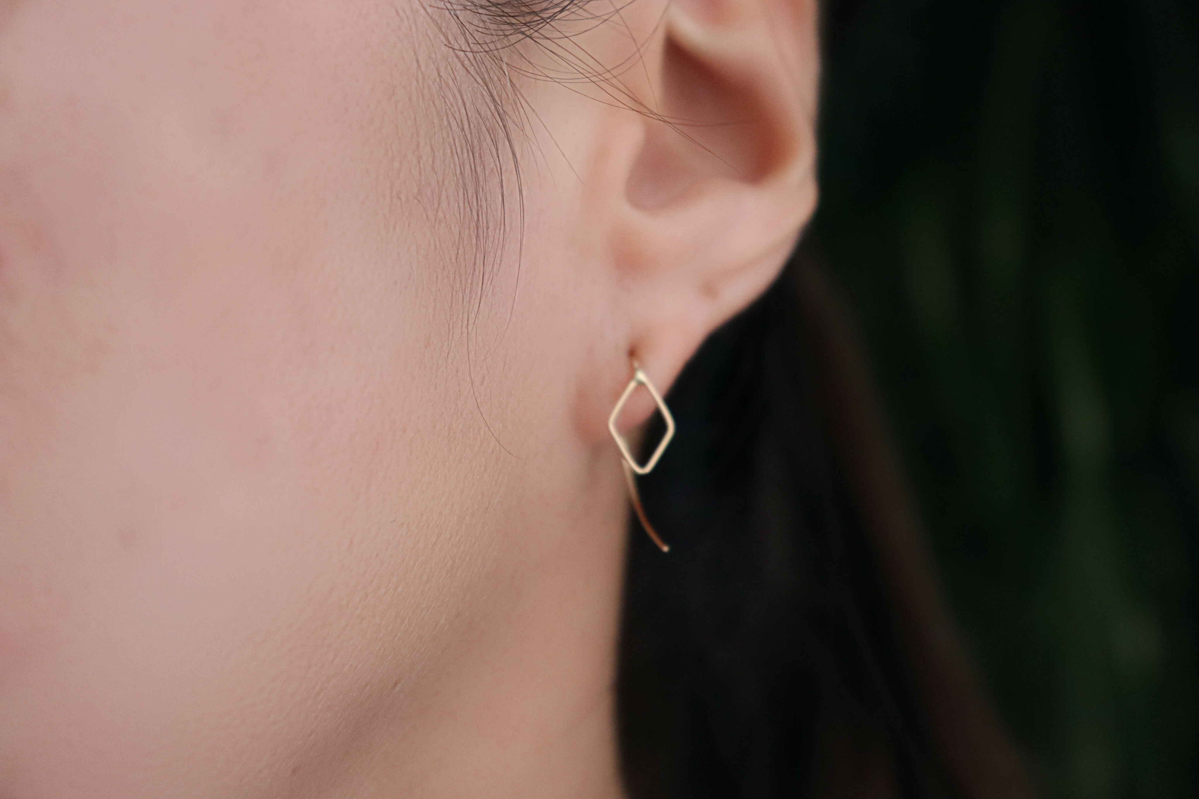 《k18YG》lozenge/ダイヤフックピアス〜toujours series