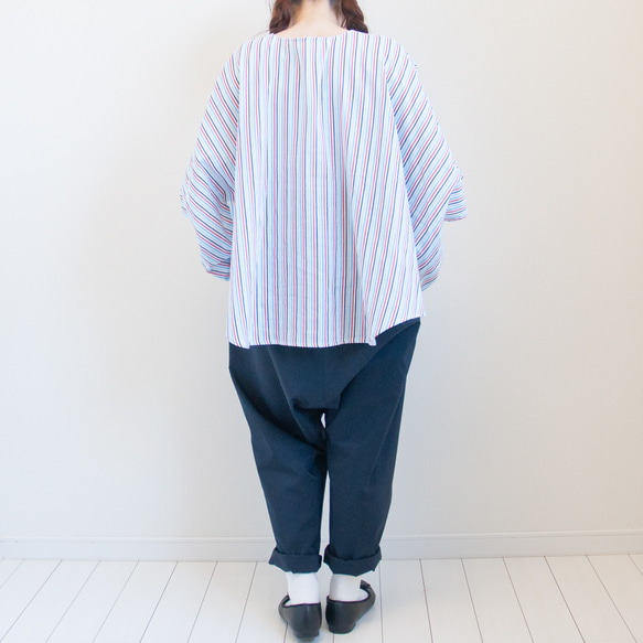 特集掲載【完全一点物】ゆったり　ドルマンスリーブカットソー（マルチストライプ） 6枚目の画像