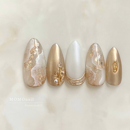 ニュアンス 天然石 大理石 綺麗め 上品 秋ネイル 結婚式 ブライダル