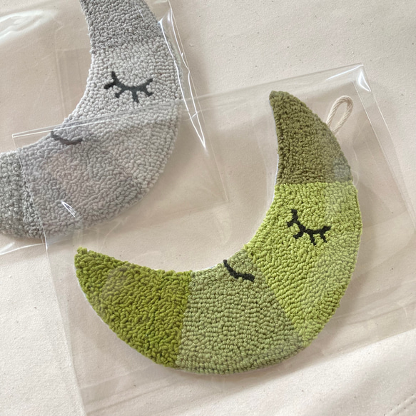 【送料込み】三日月　ウォールアート　壁飾り　インテリア　毛糸　刺繍　ナチュラル　夜　子供部屋　寝室　玄関　ギフト　 15枚目の画像