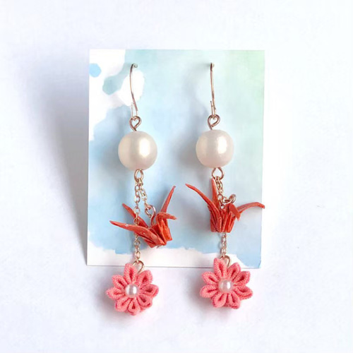 再販受付中　つまみ細工ピアスorイヤリング　指輪セット e2813d9671169f08bcd32e5dbb9d8e