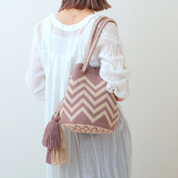 2WAY ワユーバッグ "CHEVRON" モーヴピンク ショルダーバッグ 巾着バッグ 手編みバッグ クロッシェバッグ 7枚目の画像