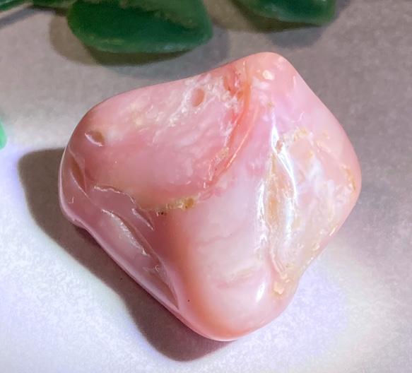 愛され上手に】ピンクオパール 原石 タンブル 天然石 東洋占星術師の娘