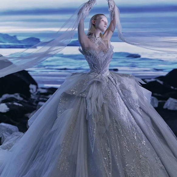 すごく綺麗なウェディングドレス 高級なウェディングドレス ドレス も  