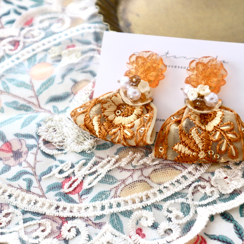 送料無料）インド刺繍リボンピアス インド刺繍リボンイヤリング