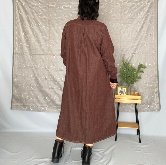 《受注製作》２色ステッチのデニムシャツワンピース〈ブラウン〉 羽織り前あき 茶色 春アウター 15枚目の画像