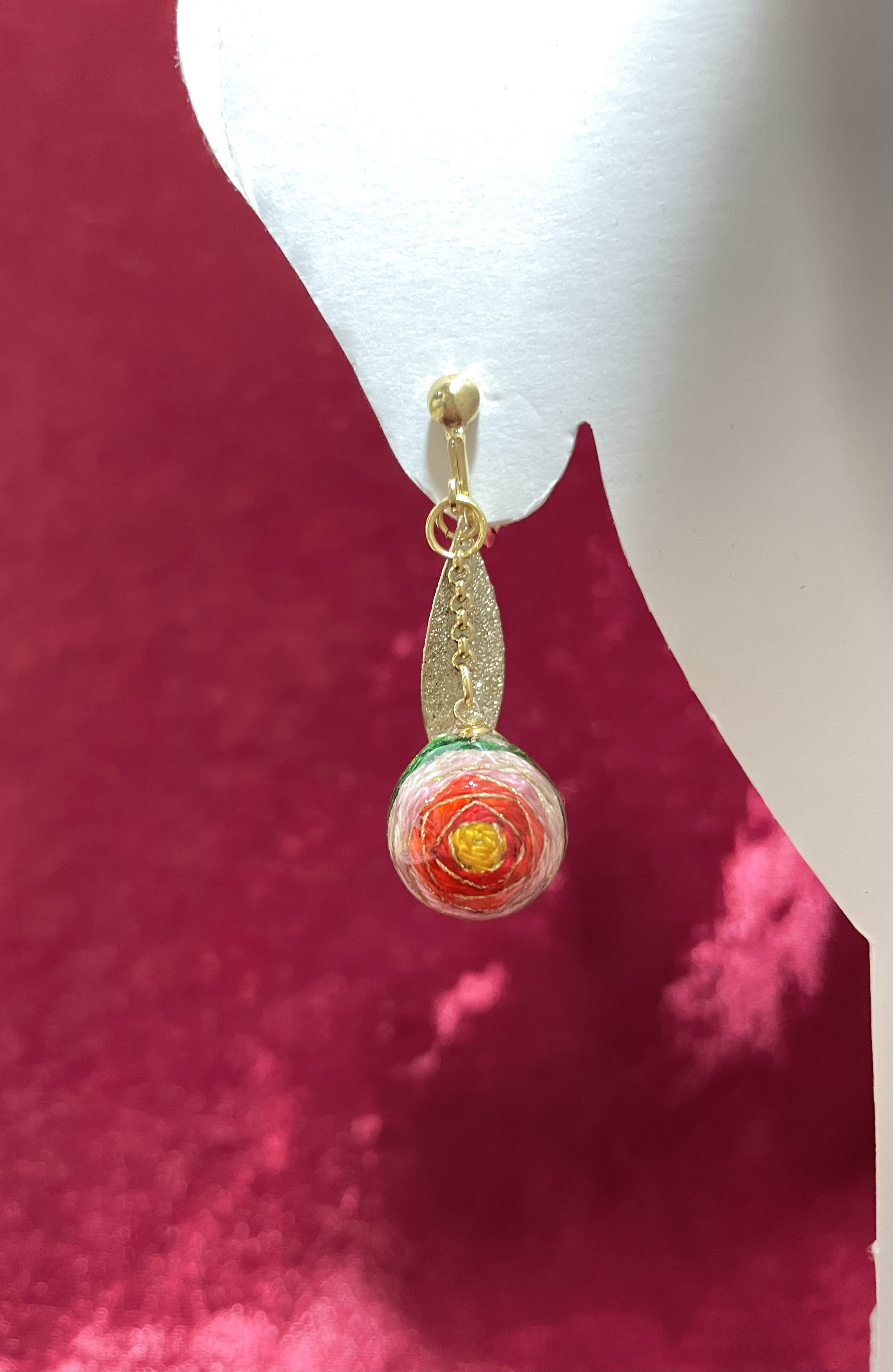 ◎プレミア和歌山認定品◎　毬玉イヤリング　〜紀州梅〜