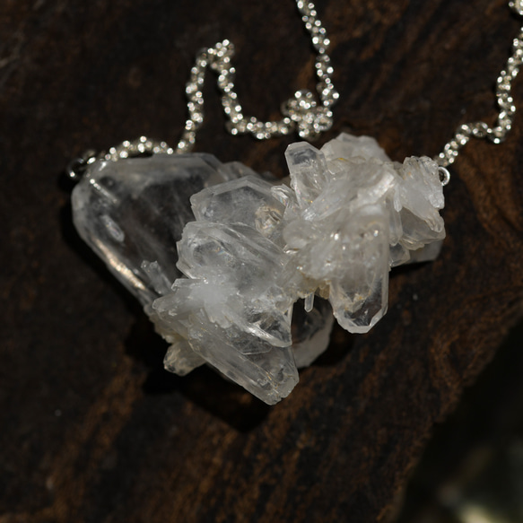 [017 雨滴系列] Farden 石英水晶礦物石項鍊天然石材配件 第5張的照片