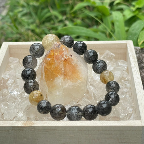 ☆一点物☆マイナスエネルギーから持ち主を守るブレスレット♪金針水晶  