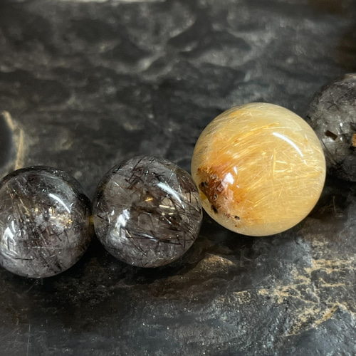 ☆一点物☆マイナスエネルギーから持ち主を守るブレスレット♪金針水晶  