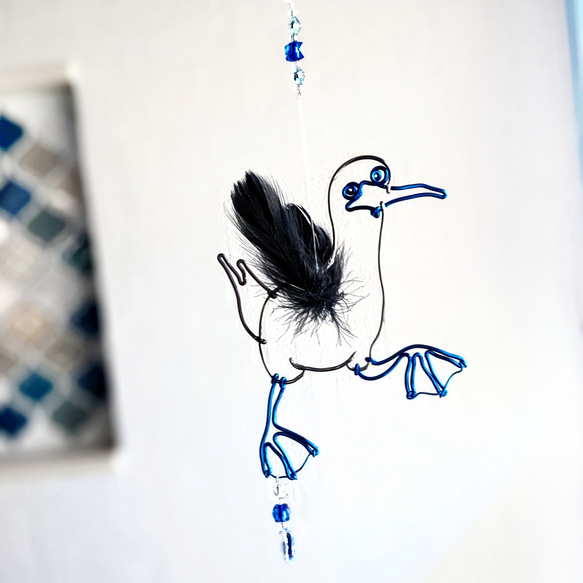 カツオドリのモビール おもしろ 雑貨 鰹鳥 鳥 北欧 フェザー ワイヤー