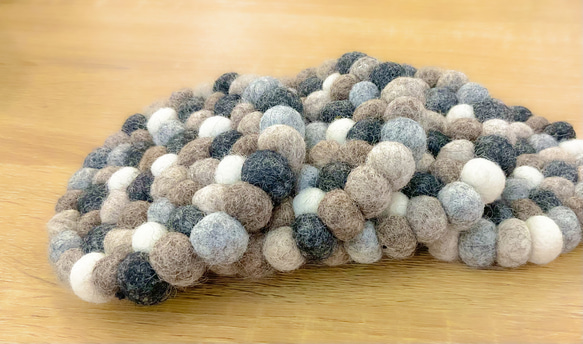 【送料無料】コースター　羊毛フェルト　アースカラー 3枚目の画像