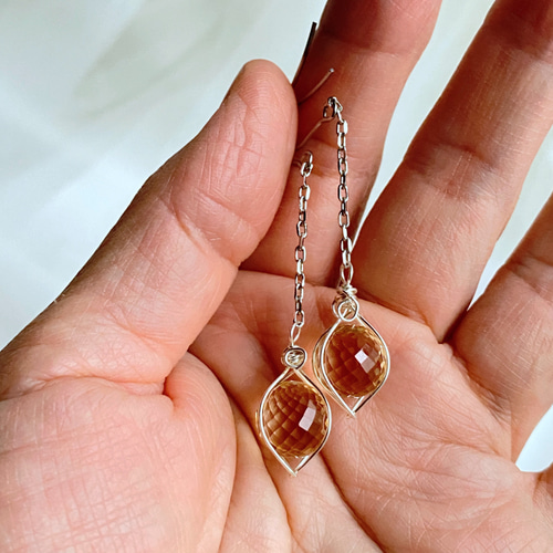 特殊カットシトリン ミラーボールピアス ピアス（フック