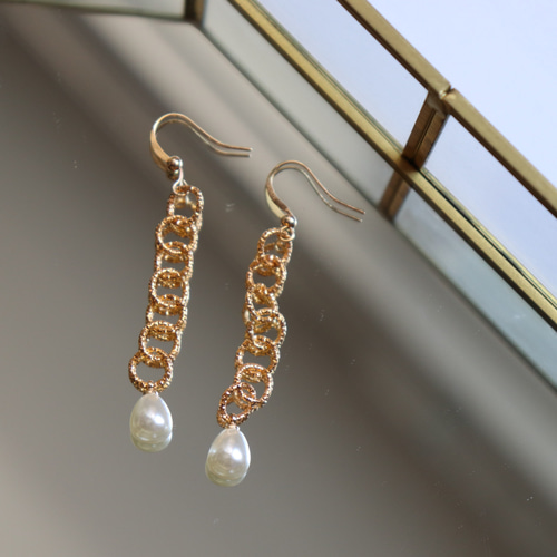 ゴールドピアス　パール付き　（GONTITI） 2WAY パールピアス|LANVIN en Bleu | LANVIN en Bleu | ランバン