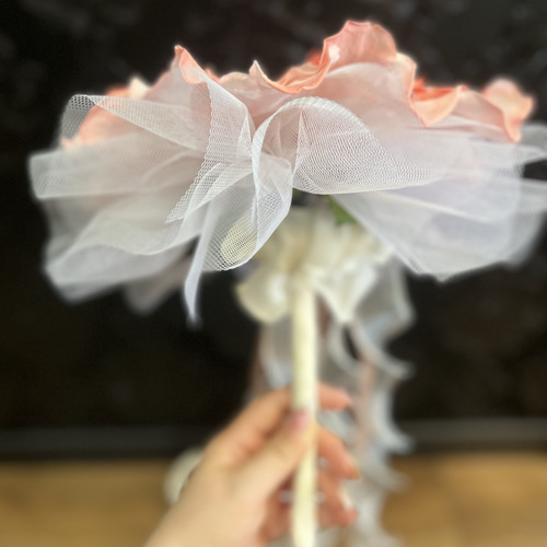 薔薇#トレンド感No. 1 メリアブーケ ウェディングブーケとブートニア  