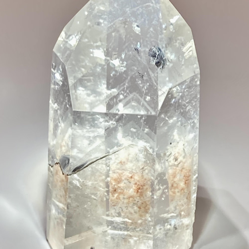 ホワイトファントム✨ キャルコパライト（黄銅鉱）入り　クリスタル　レインボー ホワイトファントム✨ キャルコパライト（黄銅鉱）入りクリスタル