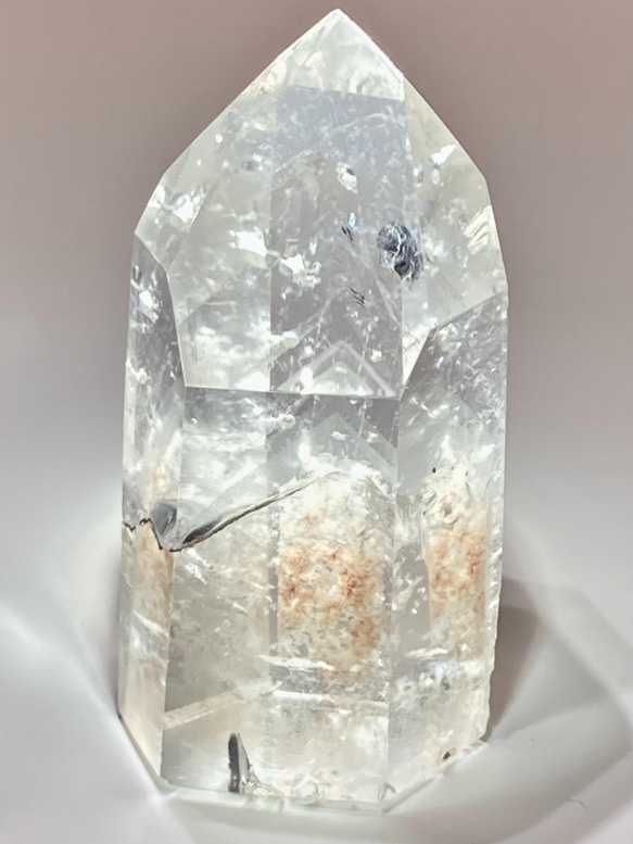 ホワイトファントム✨ キャルコパライト（黄銅鉱）入り　クリスタル　レインボー ホワイトファントム✨ キャルコパライト（黄銅鉱）入りクリスタル