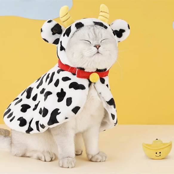 猫服 ペットウェア かわいい 乳牛装 猫変装 仮装 角付き マント 牛 2枚目の画像