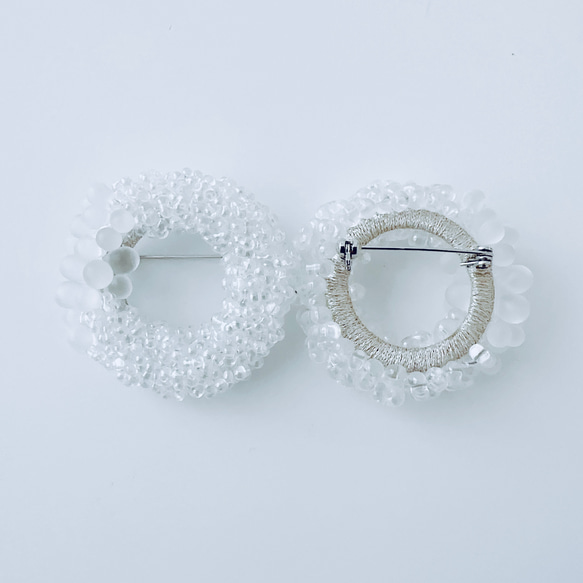 ガラスビーズ刺繍と金糸シンプルフープブローチ【受注製作】#6 7枚目の画像