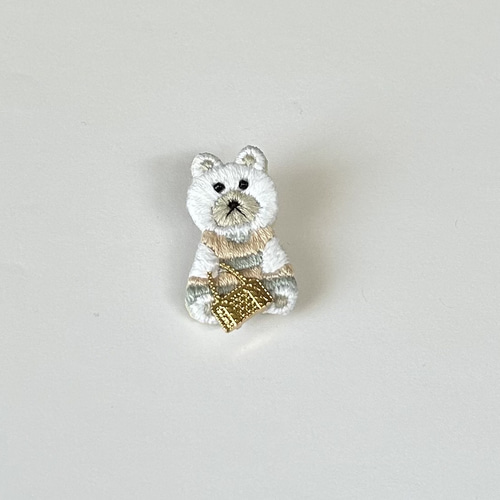 おしゃれ白クマさんの刺繍ブローチ ブローチ Small pleasure 通販