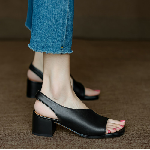 Chloe☆Maeサンダル【国内買付/発送】快適な履き心地を実現 最大55%OFF! 女っぷりが増すChloe(クロエ)のサンダル&シューズを