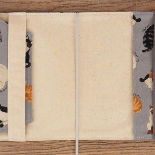 文庫本】ゴムバンド栞付ブックカバー 手帳カバー☆猫 ねこ 図鑑