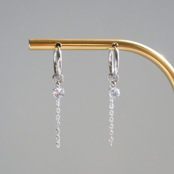 アクアマリンのフープピアス/イヤリング 7月誕生石 サージカルステンレス　金属アレルギー対応　ゴールド　シルバー　天然石 3枚目の画像