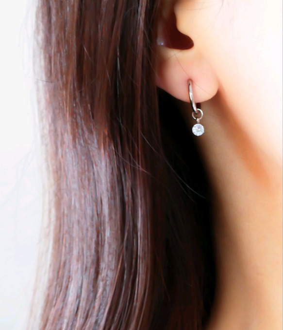 アクアマリンのフープピアス/イヤリング 7月誕生石 サージカルステンレス　金属アレルギー対応　ゴールド　シルバー　天然石 2枚目の画像