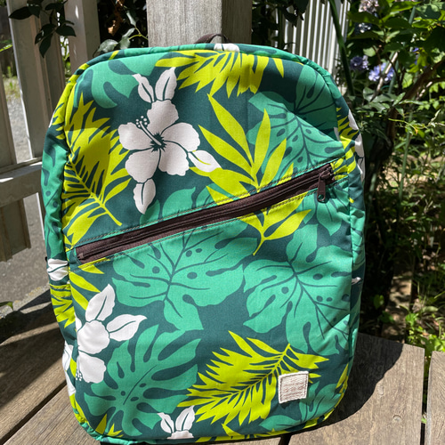 めぐREIWALeSportsac 花柄リュック ポーチ付きハワイ限定 レスポートサック(LeSportsac) ハワイ 限定 リュック・バック