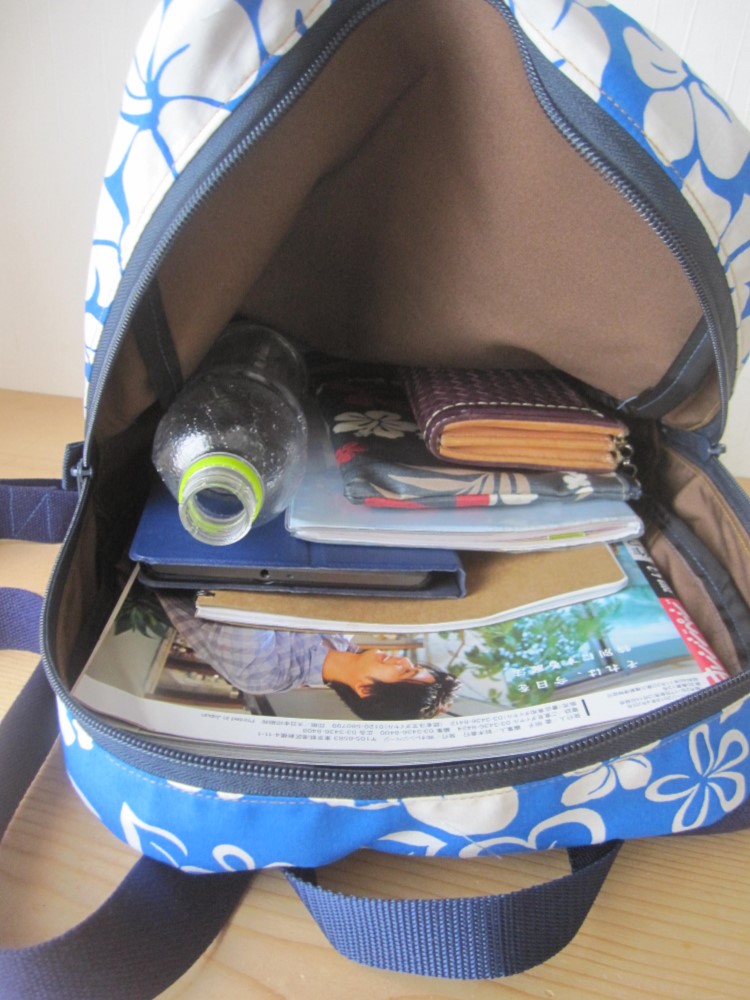 ハワイアン　リュック　Hana*Hana