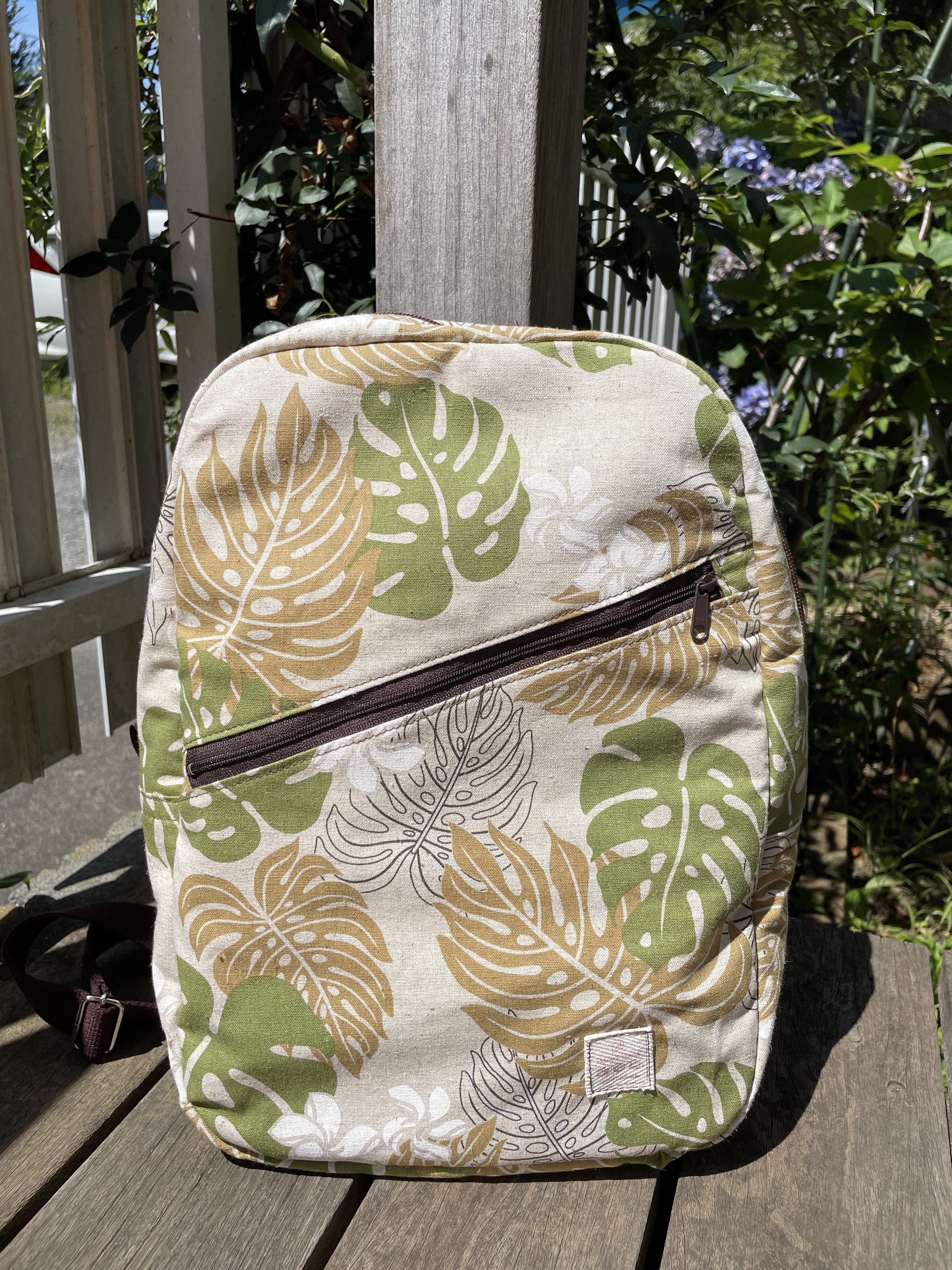 ハワイアン　リュック　Hana*Hana