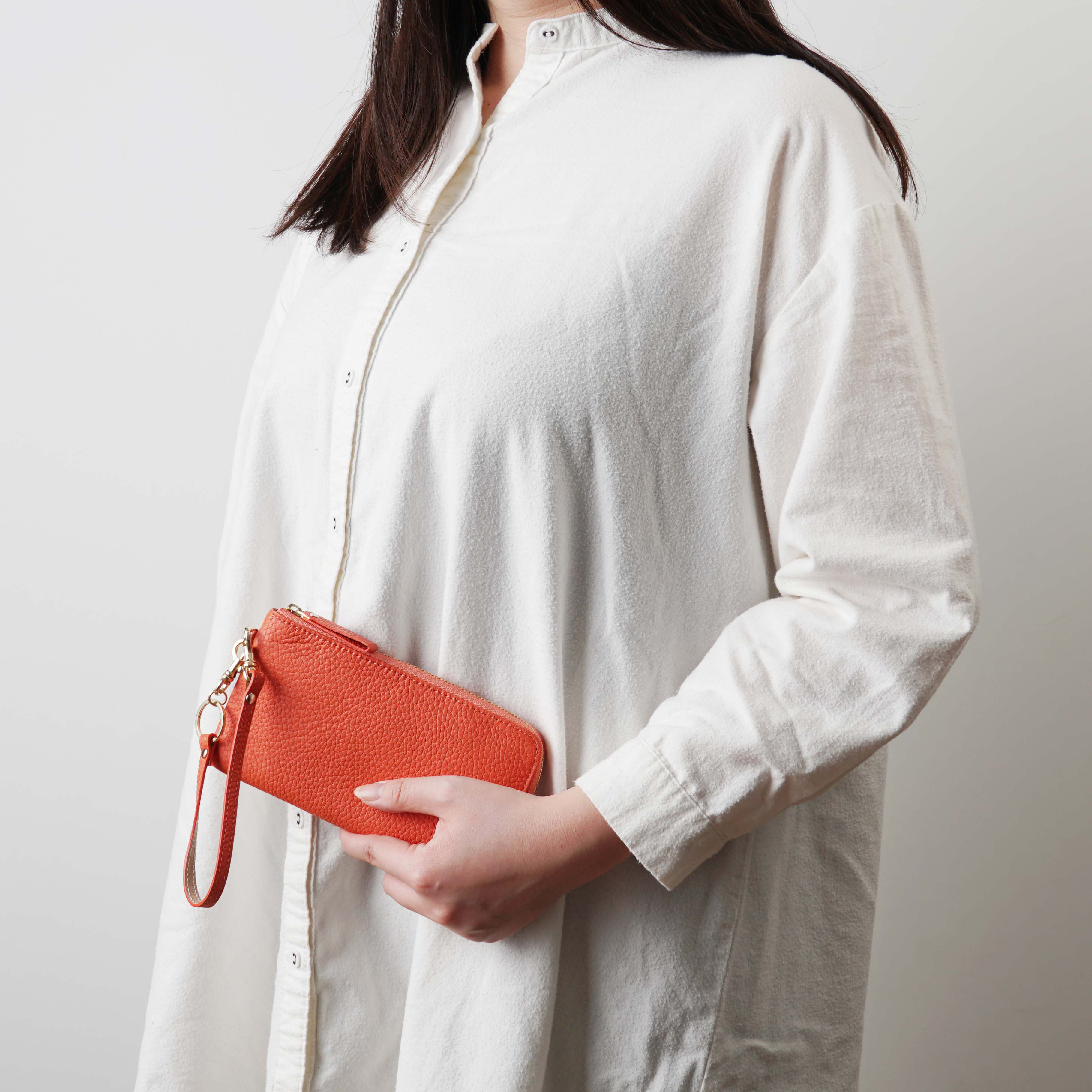 一万円札ぴったり！スマホが入る ストラップ付 L字ファスナー薄型長財布 シュリンク MJ6124