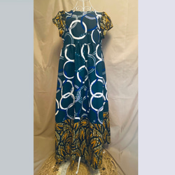 アフリカ布の配色パフスリーブマキシワンピース 1枚目の画像