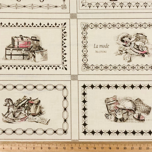 こうのさなえさん ミニパネル生地 yuwa 生地 fraise 通販 16154681