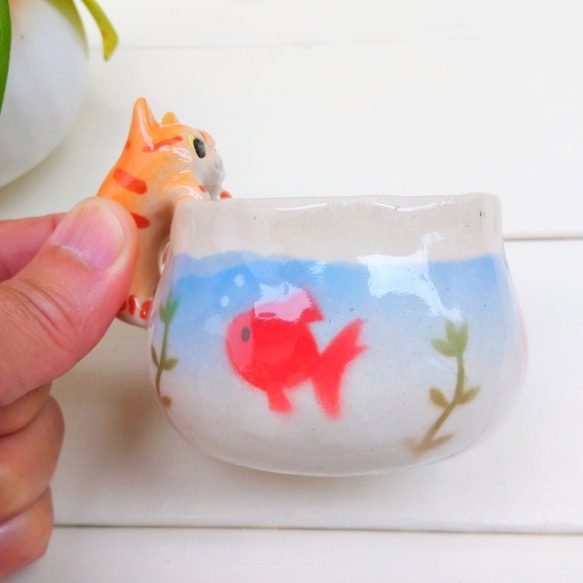 トラ猫金魚鉢コーヒーカップ１３０ｍｌ　ネコの陶器　受注後の制作となります 2枚目の画像