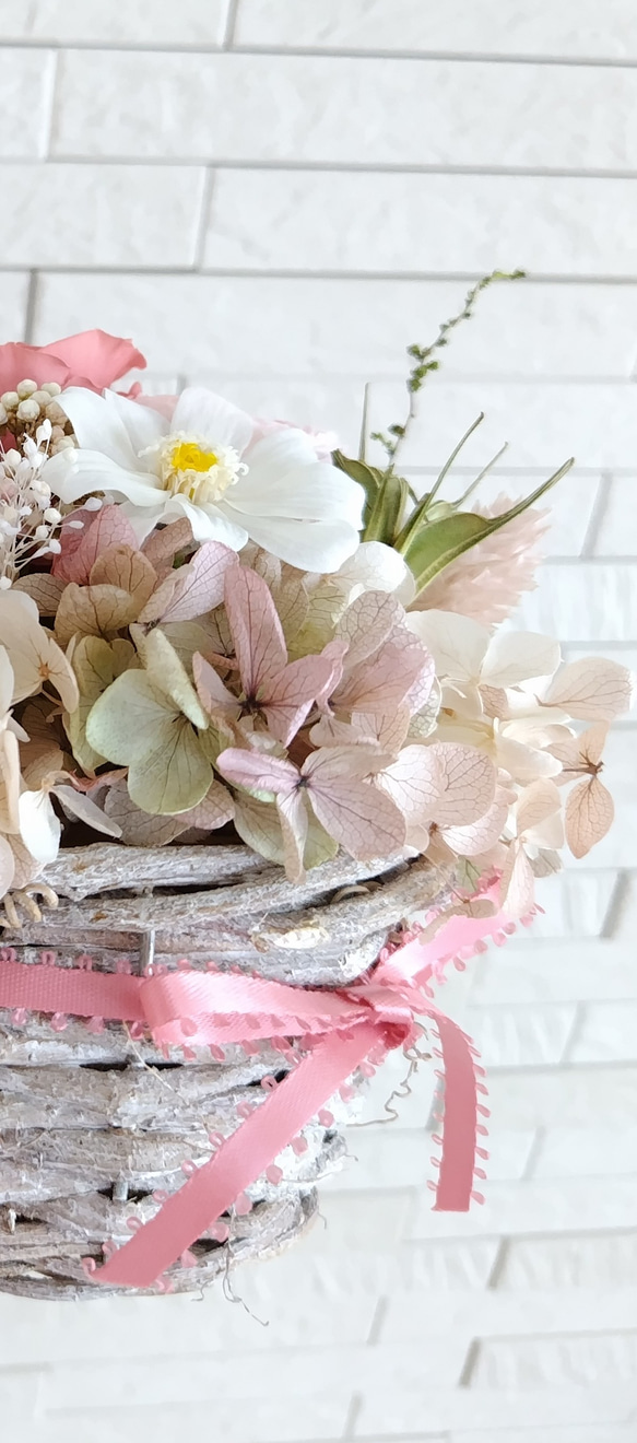 プリザーブドフラワーバスケット✨16cm ふわふわ紫陽花×くすみピンク、グリーン、ホワイトカラー✨母の日ラッピング 9枚目の画像