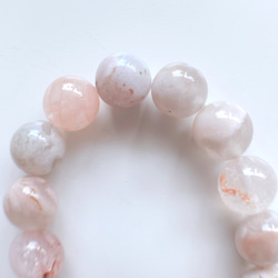 【7-128】桜メノウとピンクマニカラン水晶の内包されたキラキラが美しいブレスレット 5枚目の画像