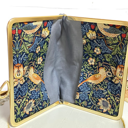 インド刺繍リボン×いちご泥棒（ウィリアムモリス）のブックカバー 3枚目の画像