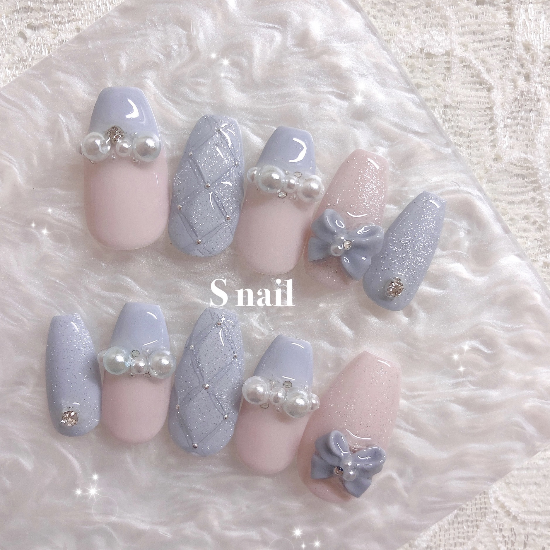 現品】ネイルチップ ピンク 水色 フレンチネイル パール キルティング  