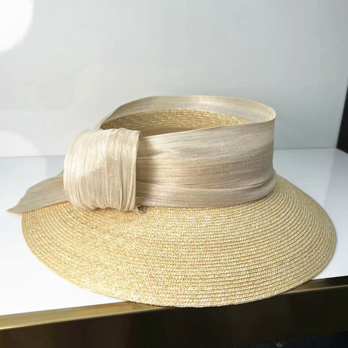 グッチゴールド 麦わら帽子 すぐ届く！GUCCI ボウ付き ストローハット 麦わら帽子 (GUCCI