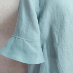 リネンブラウス　タックブラウス　フレアー袖　五分袖 麻　アイスブルー　水色　Lサイズ 4枚目の画像