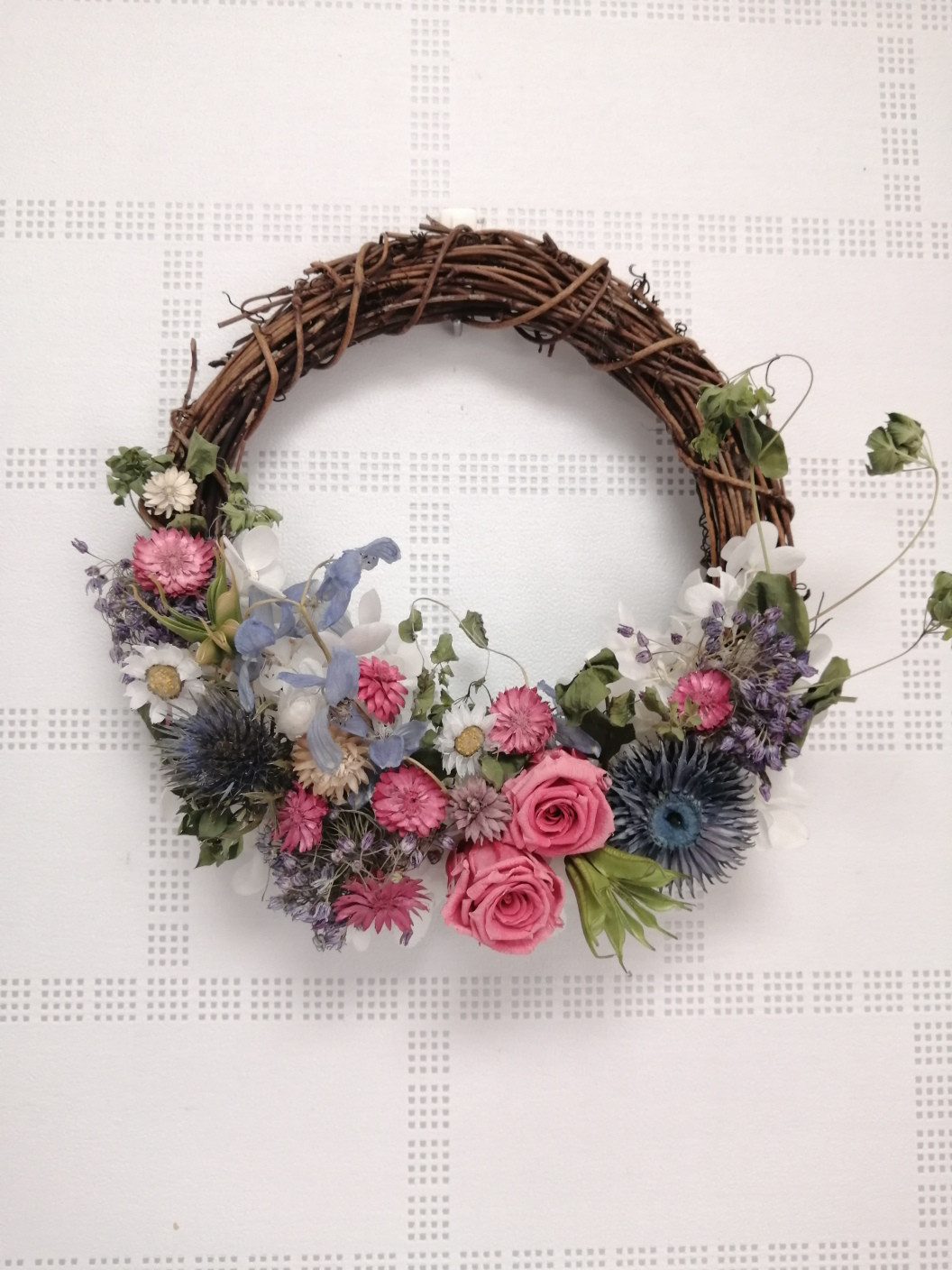 ＊こりどらす＊布リース　刺繍リボン　紫陽花リース こりどらす様専用＊布リース 刺繍リボン 紫陽花リース - メルカリ