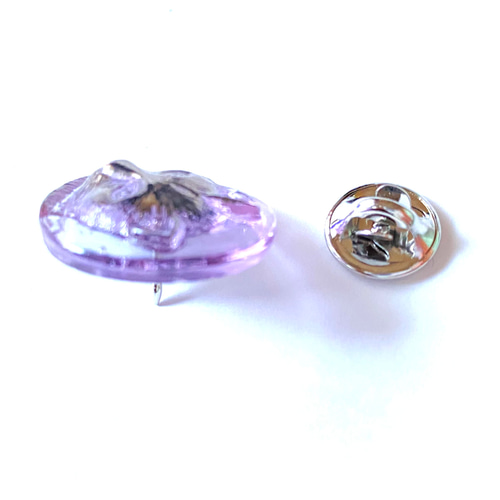 猫（ネコ） チェコガラス ビンテージ 薄紫 ピンブローチ 】ラベンダー