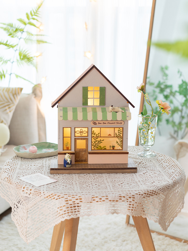 デザート・ショップ 木造キャビン ホームオフィスのデスクの装飾