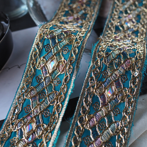 インド刺繍リボン 50㎝入り スパンコール ビーズ刺繍 チュール 金糸 青