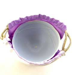 青紫、紫陽花金彩砂糖衣の抹茶碗　小花　布袋と手描きの桐箱入り砂糖衣（アイシング）のような質感の 釉薬に覆われた紫陽花 11枚目の画像