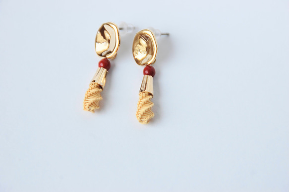 MUGI-AMI チタンピアス　ルビーレッド 2枚目の画像