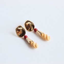 MUGI-AMI チタンピアス　ルビーレッド 3枚目の画像